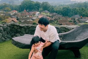 Mengejar Sunset Masa Depan